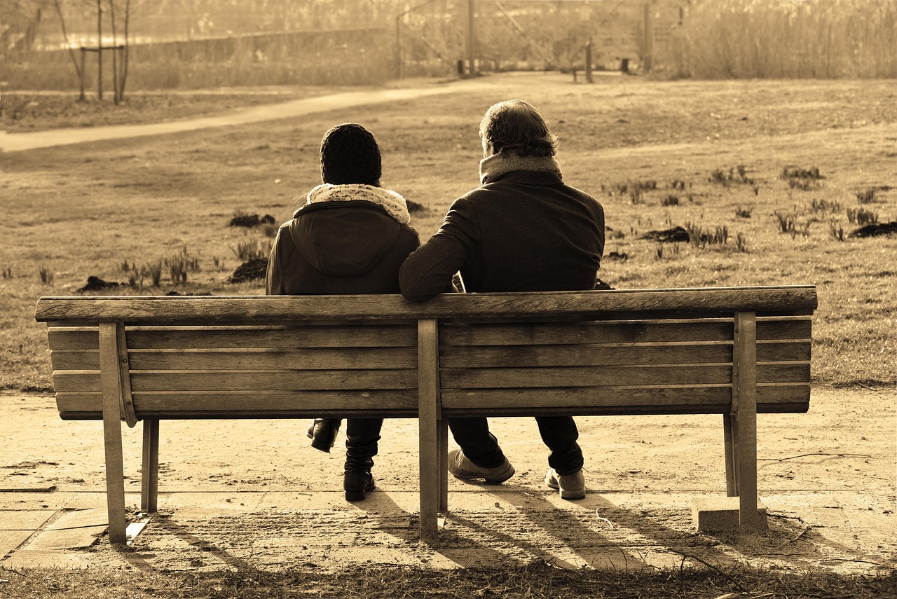 people-3163556_1280