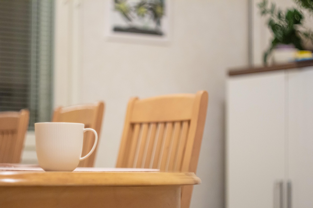 dining-room-5574631_1280